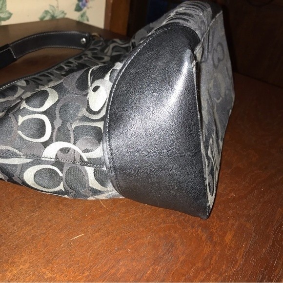 Coach Optic Signature Sarah Hobo Bag - Picture 10 of 10